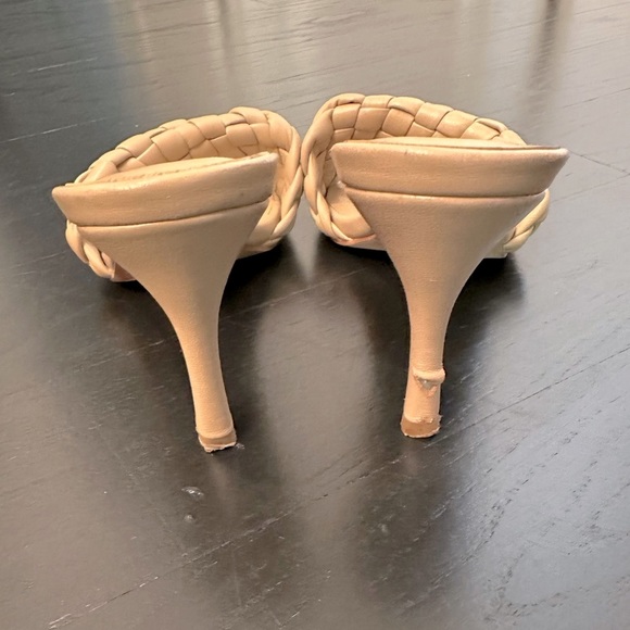 Revolve Raye story heel nude size 7.5 - Picture 5 of 12